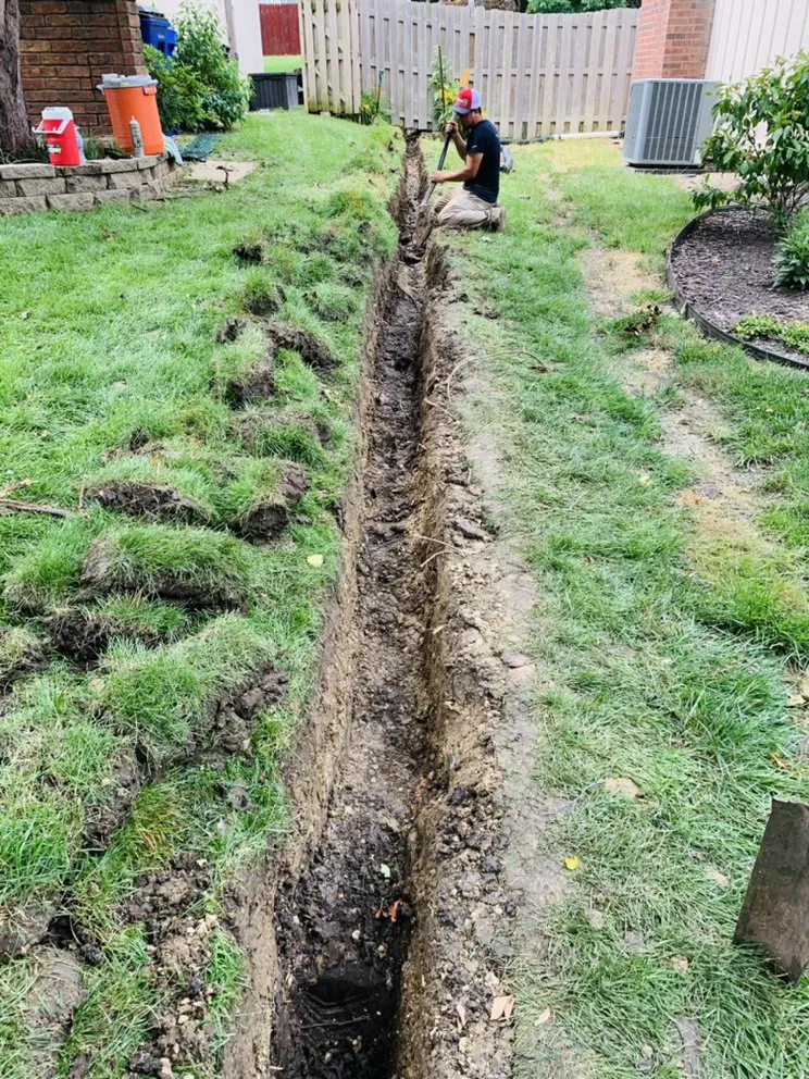 Expert lawn mowing service experts serving Overland Park, KS - Francisco20 Landscape