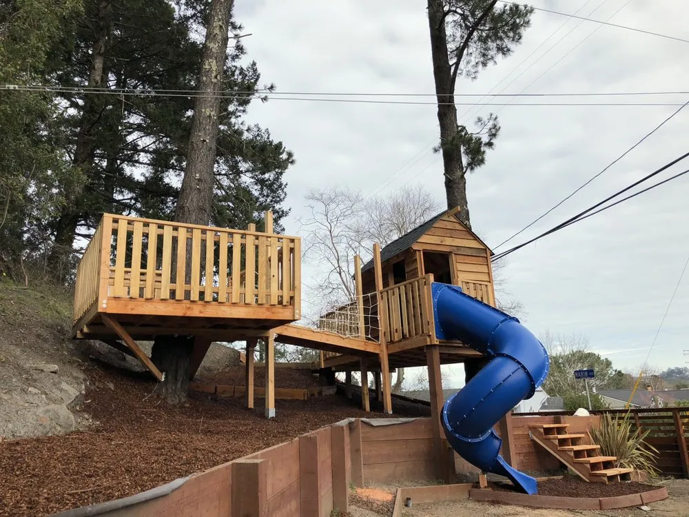 Custom lawn mowing service for beautiful yards in San Rafael, CA by Francisco's Gardening and Maintenance