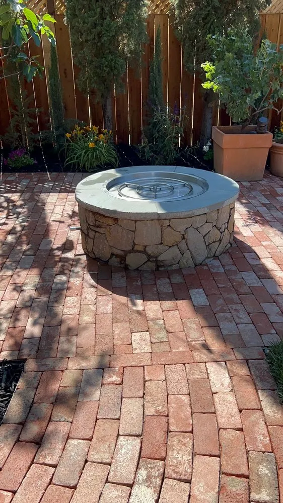 Trusted lawn care service in Napa, CA - Francisco's Landscape