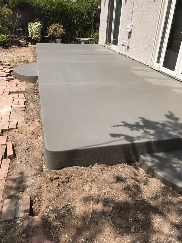 Local landscape installation experts serving Arlington, MA - Francisco's Landscaping