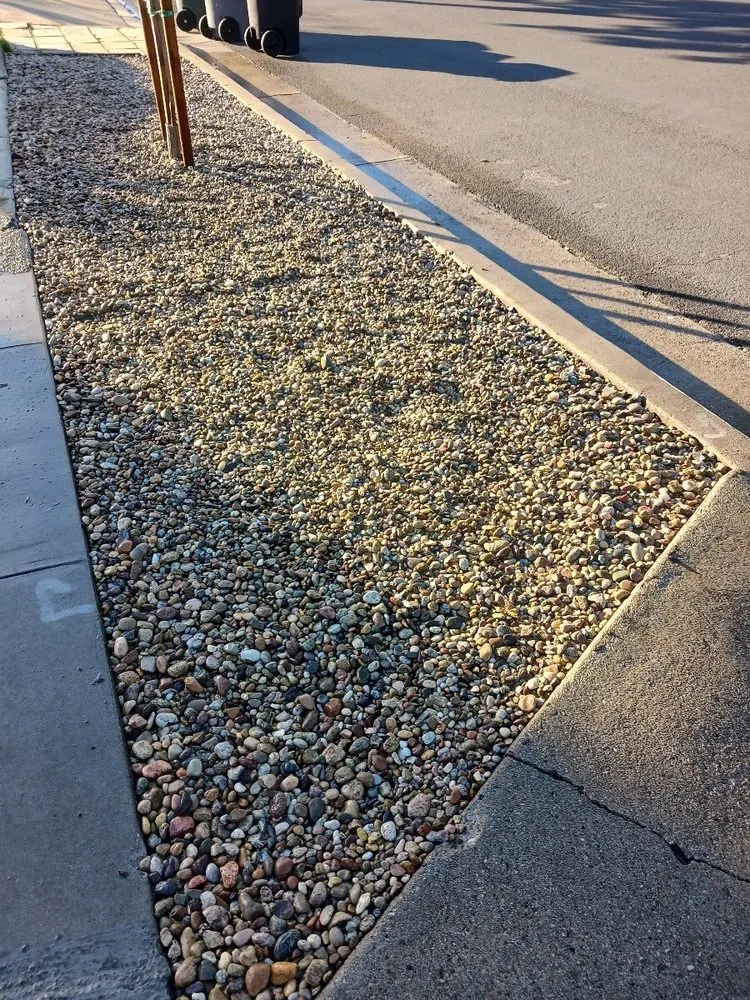 Trusted lawn mowing service experts serving Lawndale, CA - Franciscos Landscaping