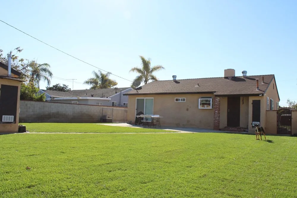 Custom landscaping services in Lawndale, CA - Franciscos Landscaping