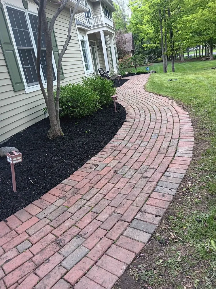 Trusted lawn care service for outdoor upgrades across Syracuse, NY - Franciscos Landscaping