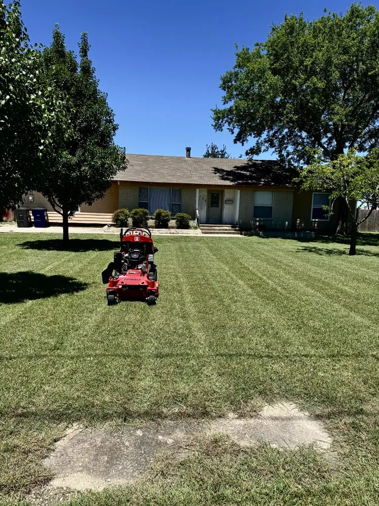 Professional yard maintenance experts serving Lancaster, TX - Francisco’s lawn services