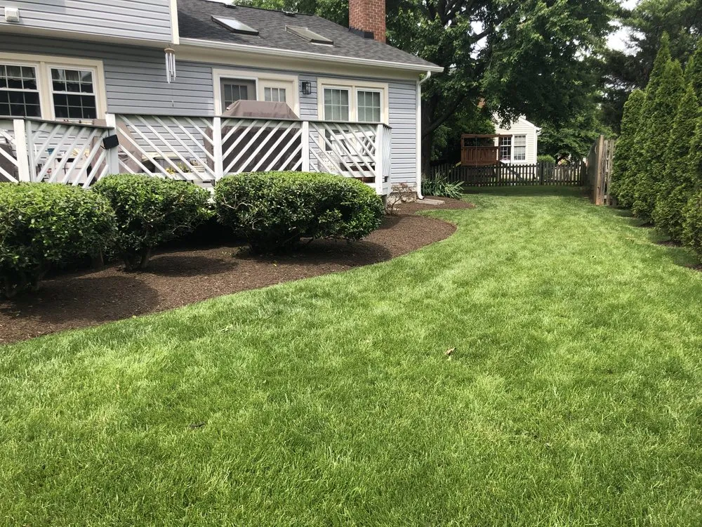 Reliable garden landscaping in Chantilly, VA - Franco American Mowing
