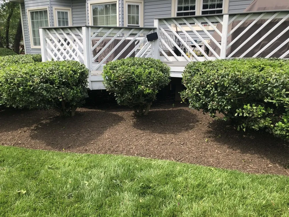 Expert landscaping services experts serving Chantilly, VA - Franco American Mowing