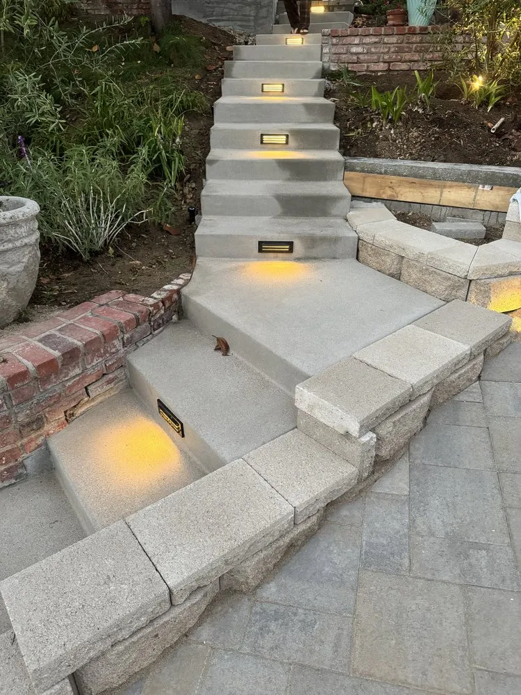 Custom residential landscaping experts serving North Tustin, CA - Franco Landscape