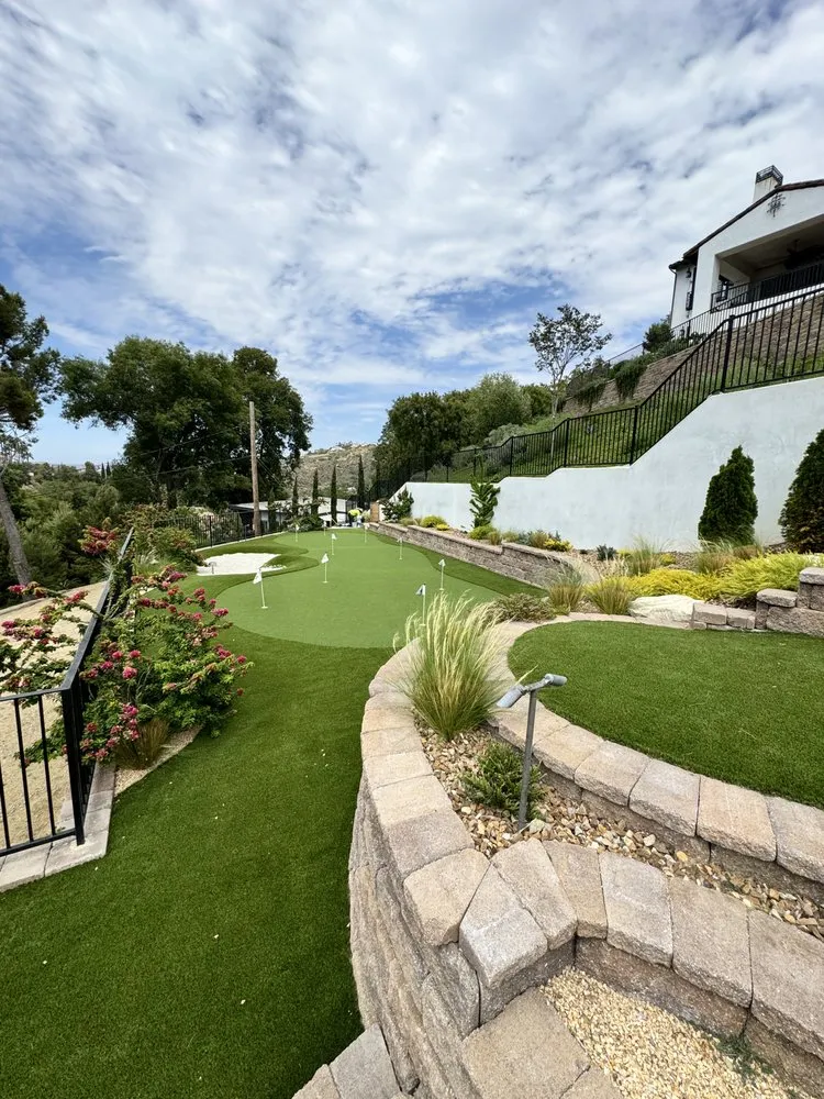 Local yard cleanup service experts serving North Tustin, CA - Franco Landscape