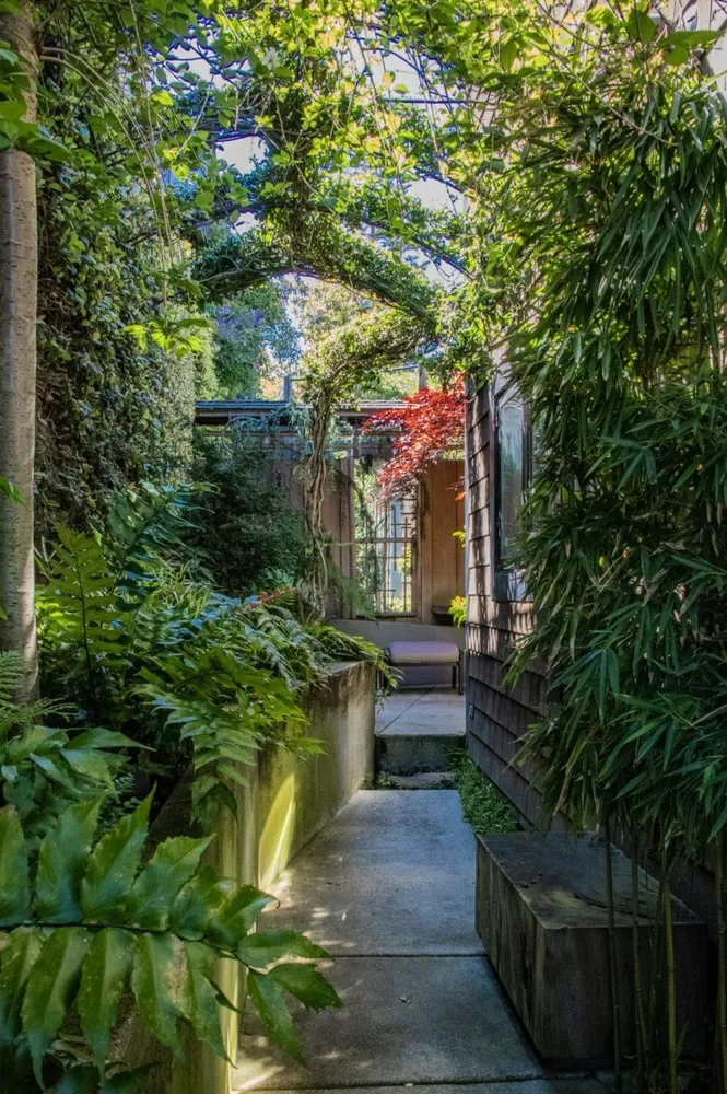 Affordable landscape design in San Francisco, CA by Franco Landscaping And Maintenance LLC