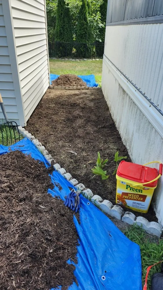 Custom yard cleanup service for homes across Lewes, DE - Francos Landscaping