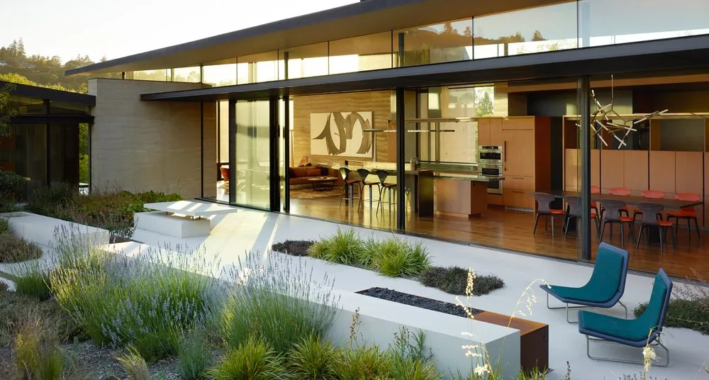 Expert lawn care service near you in Hayward, CA by Frank & Grossman Landscape Contractors