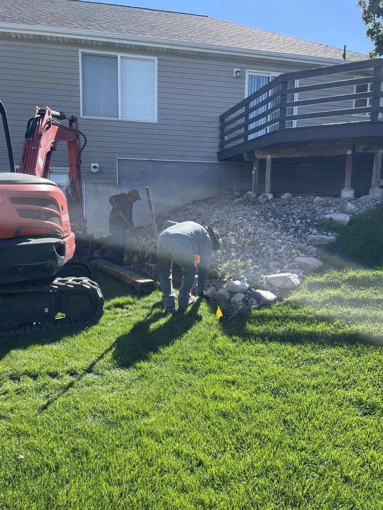 Affordable lawn mowing service for year-round maintenance in Pleasant Grove, UT by Frank Handyman