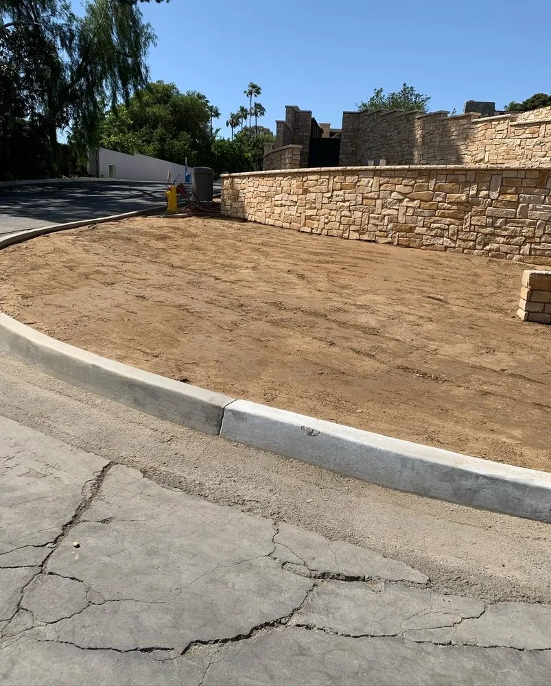 Expert landscaping services with custom design across Riverside, CA - Frank landscaping