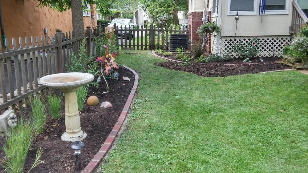 Custom lawn mowing service in Downers Grove, IL by Frank Savino Landscape