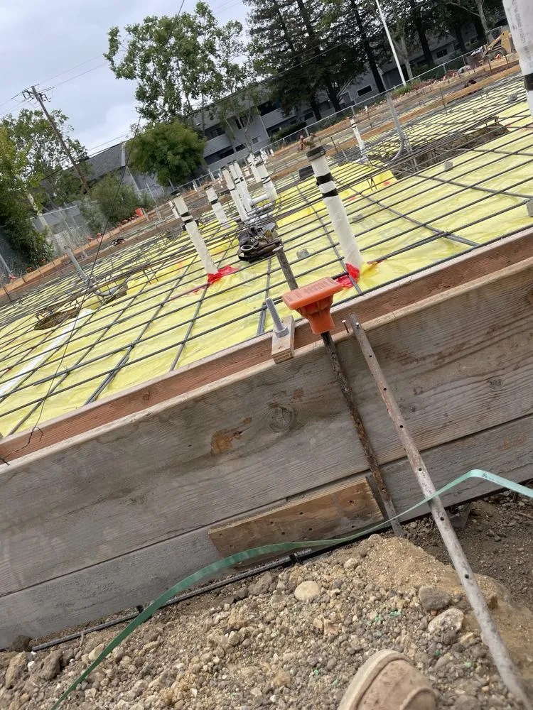 Custom garden landscaping in Rohnert Park, CA by Frank The Finisher