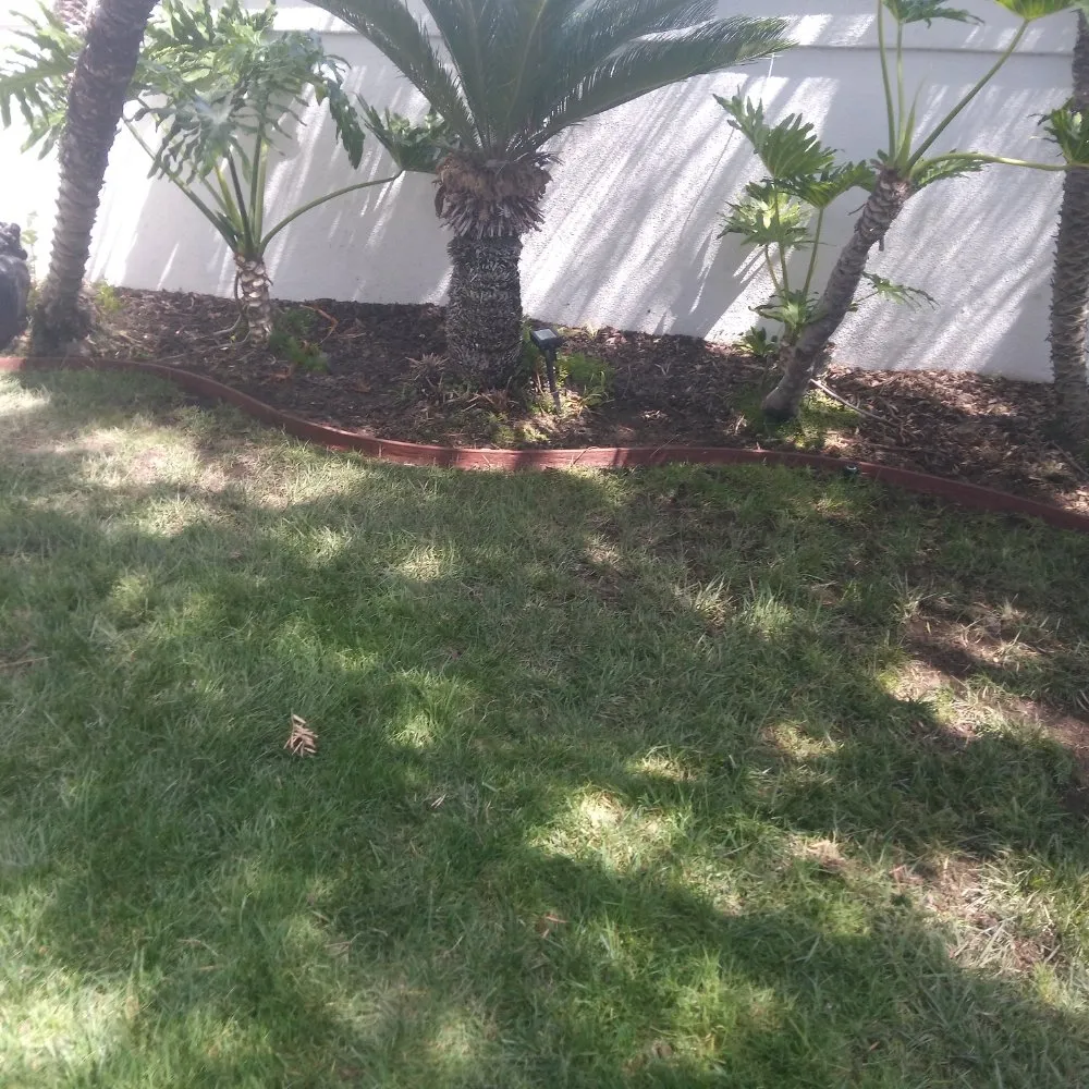 Custom garden landscaping in Anaheim, CA - Frankies Landscape & Maintenance