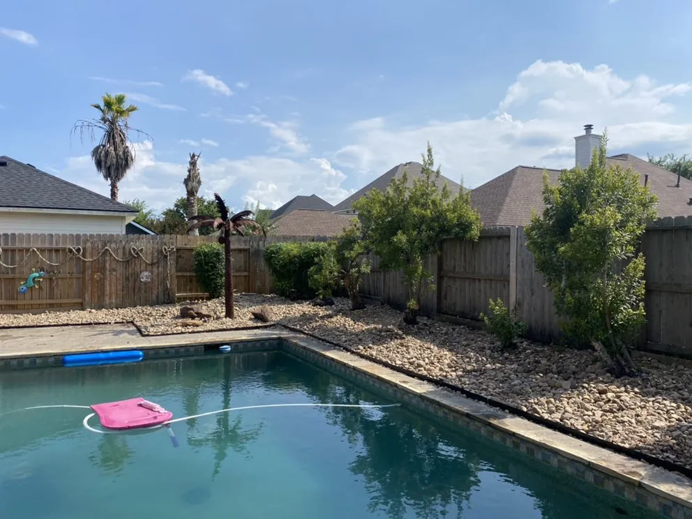 Local lawn care service for beautiful yards across Houston, TX - Frankies landscape