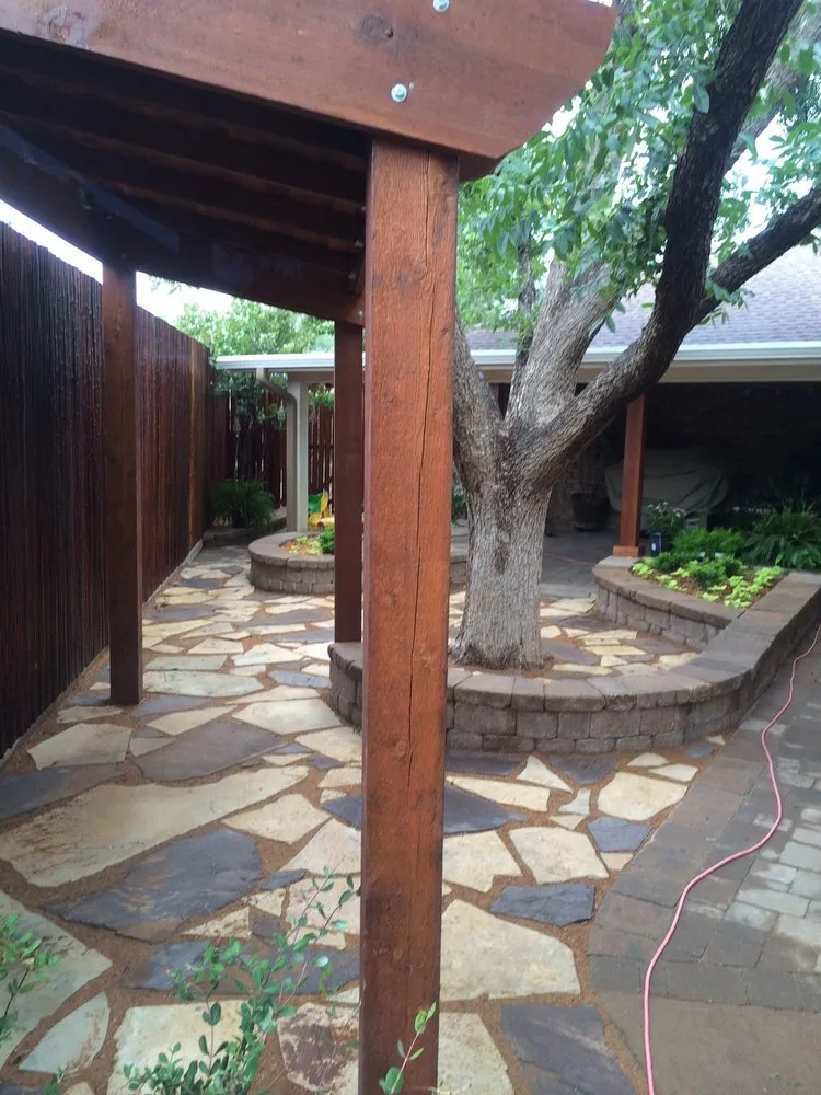 Affordable residential landscaping for beautiful yards across Midland, TX - Franklin Foliage & Landscaping