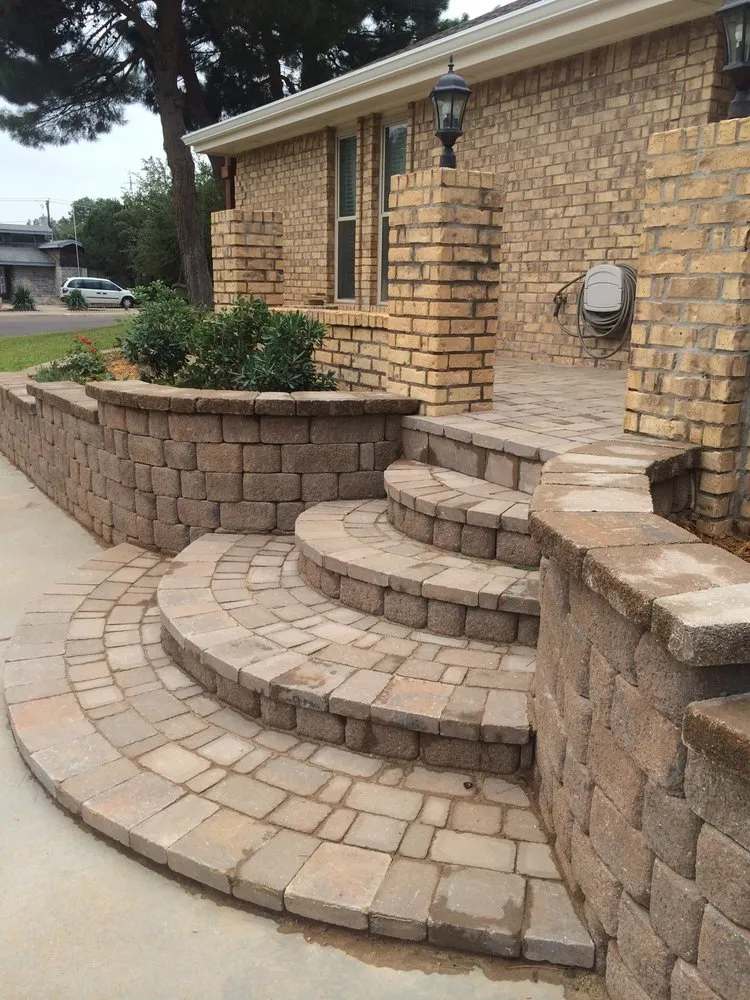 Local lawn mowing service in Midland, TX by Franklin Foliage & Landscaping