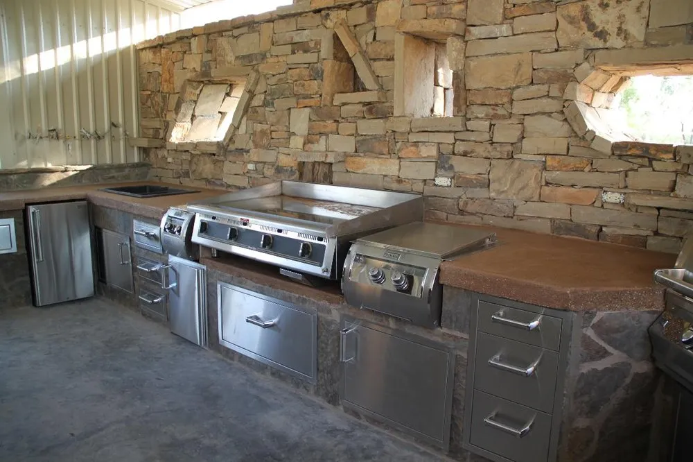 Professional residential landscaping experts serving Midland, TX - Franklin Foliage & Landscaping