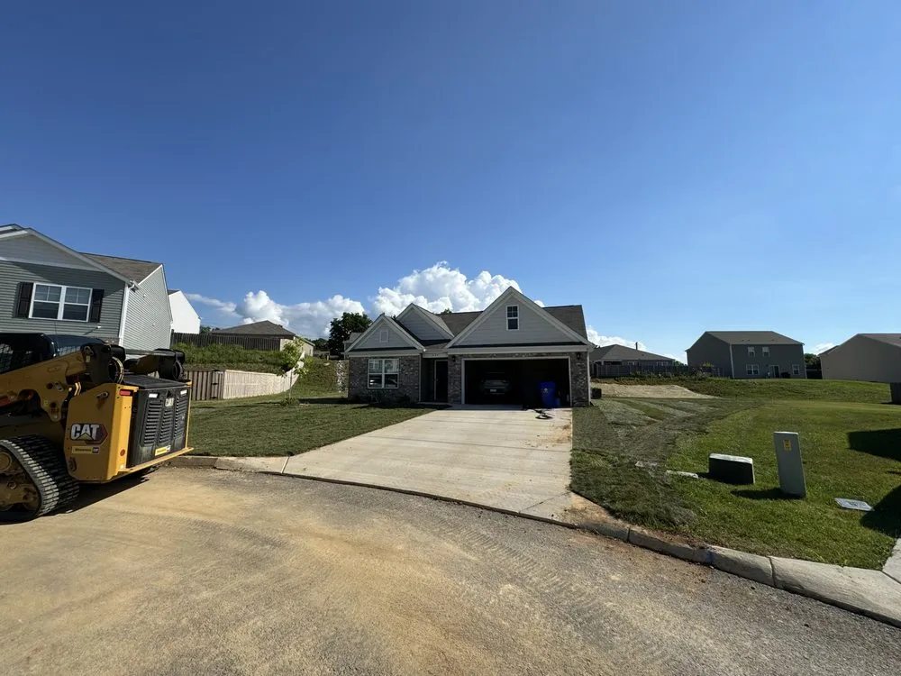 Custom yard cleanup service in Sevierville, TN - Franklin Lawncare