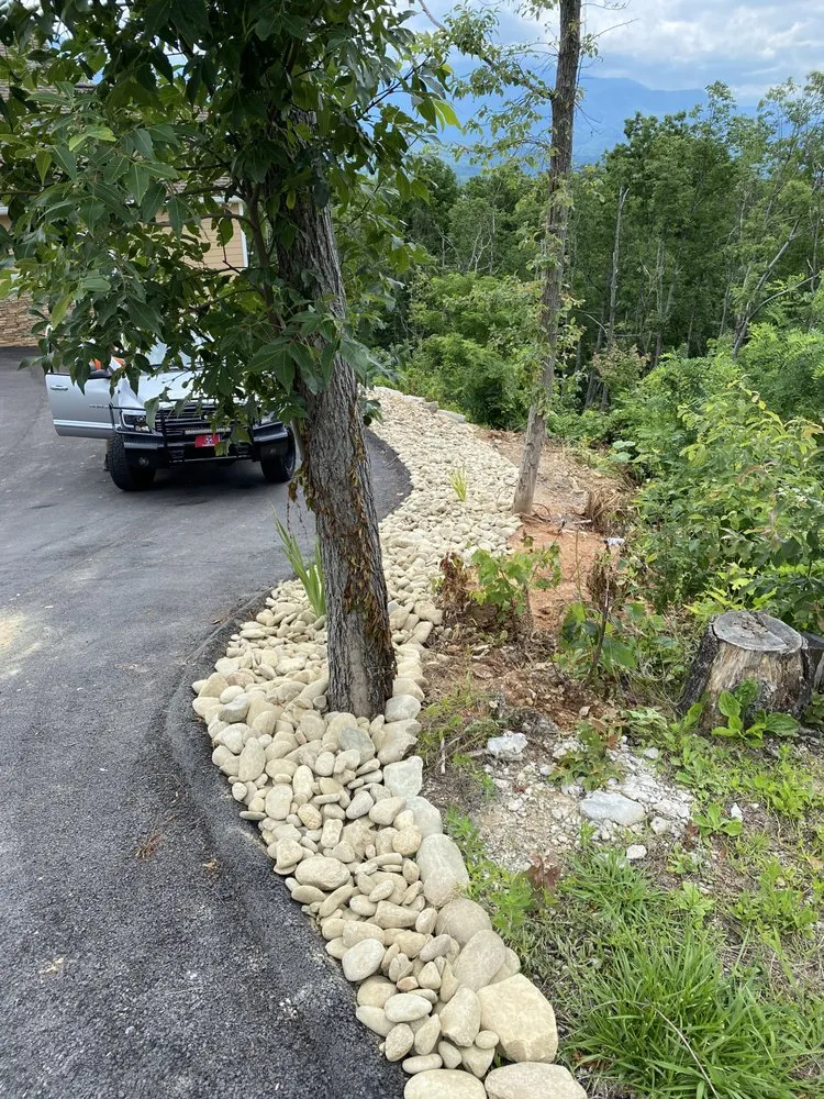 Expert landscape installation for residential properties across Sevierville, TN - Franklin Lawncare