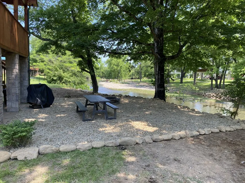 Top-rated yard cleanup service experts serving Sevierville, TN - Franklin Lawncare