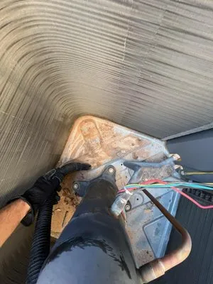 Franklin Mountain Home Improvements Logo