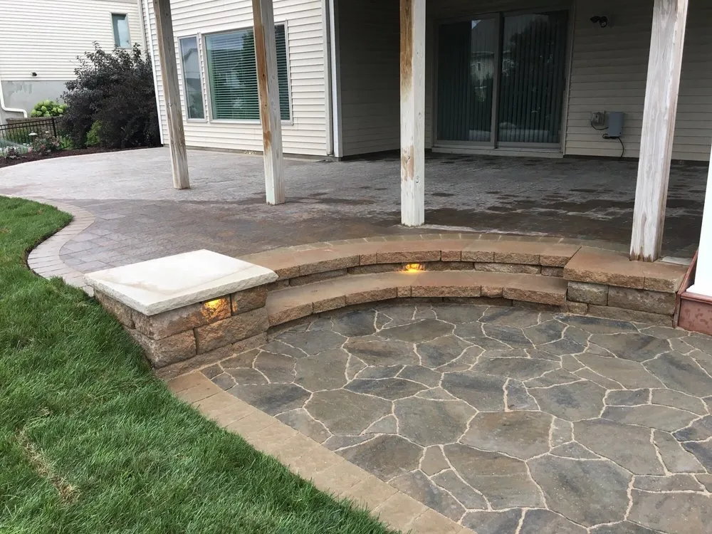 Affordable lawn mowing service experts serving Lakeville, MN - Franklin Outdoor Services