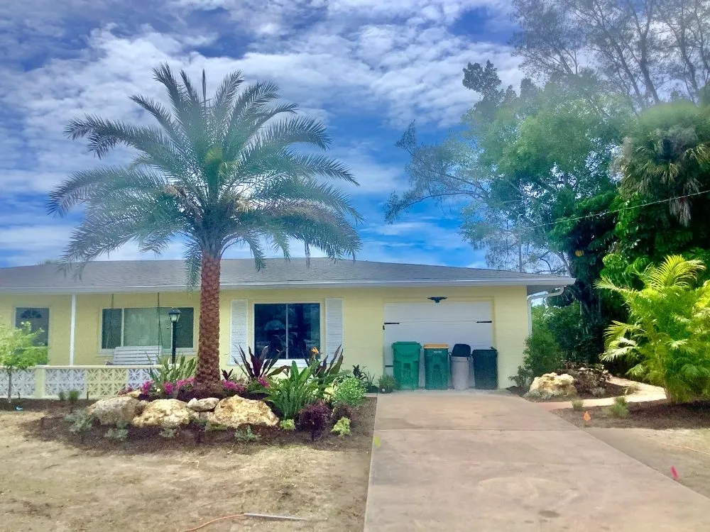 Local lawn mowing service in North Port, FL - Franklin's Landscape