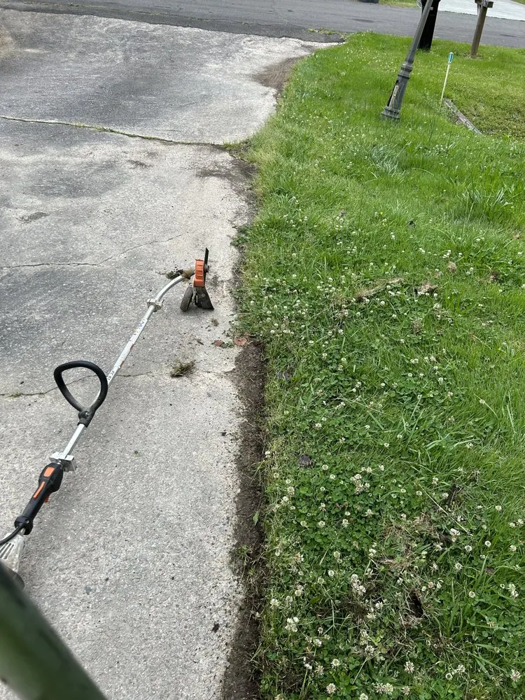 Professional outdoor landscaping in Oxford, NC - Franklin's Professional Lawn Care