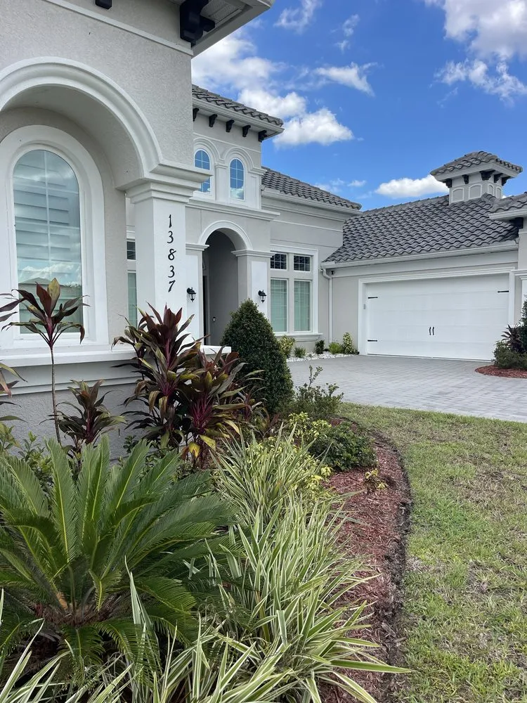 Reliable yard maintenance experts serving New Port Richey, FL - Frank's All in One Services