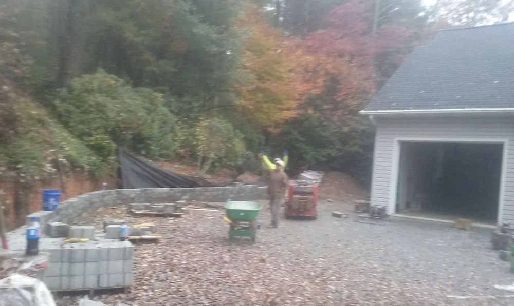 Top-rated outdoor landscaping experts serving Hendersonville, NC - Frank's Hardscape