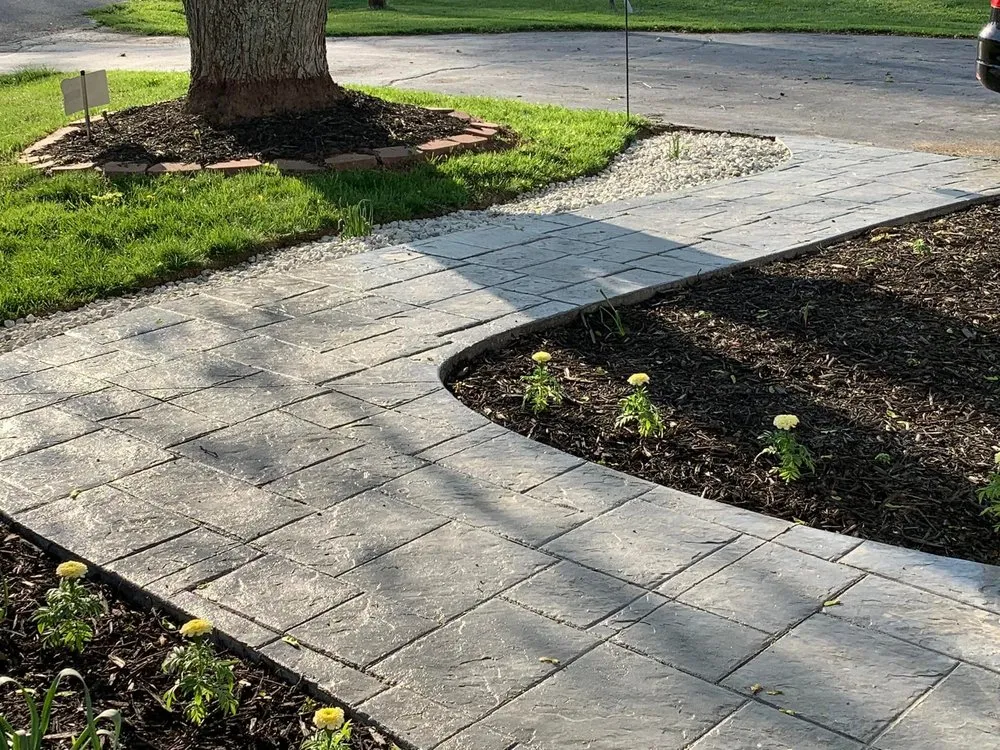 Expert landscaping services in Cincinnati, OH - Franks Landscaping & Property Maintenance