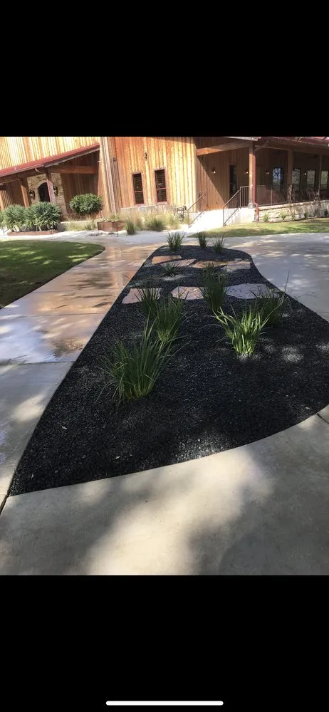 Custom garden landscaping for residential properties in New Braunfels, TX by Franks Landscaping Company