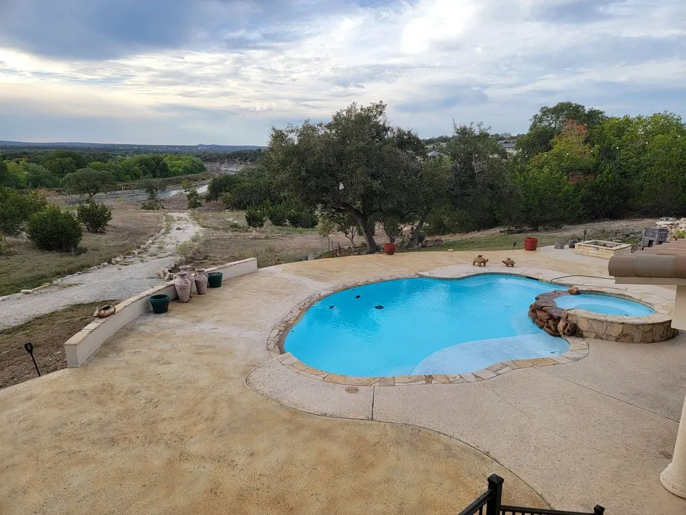 Trusted lawn care service in New Braunfels, TX by Franks Landscaping Company