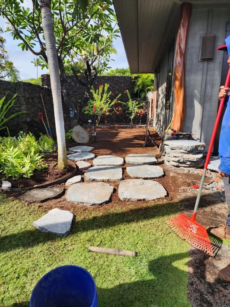 Custom residential landscaping in Kailua-Kona, HI by Frank's Landscaping