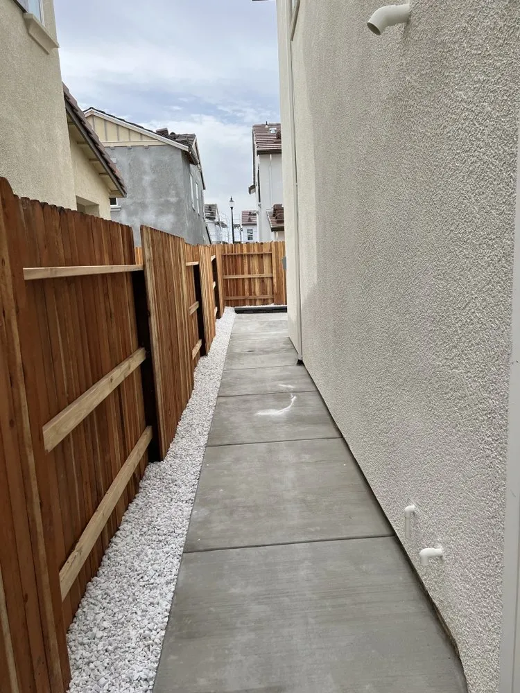 Affordable yard cleanup service in North Highlands, CA by Franks Landscaping