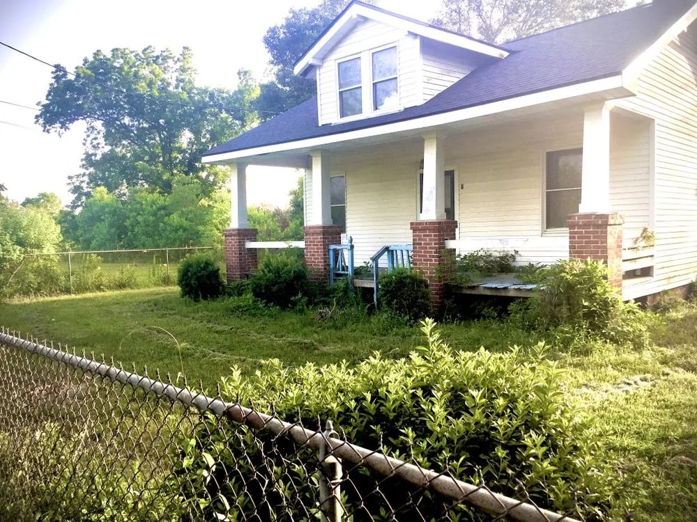 Trusted outdoor landscaping experts serving Rayne, LA - Franks Lawn & Maintenance