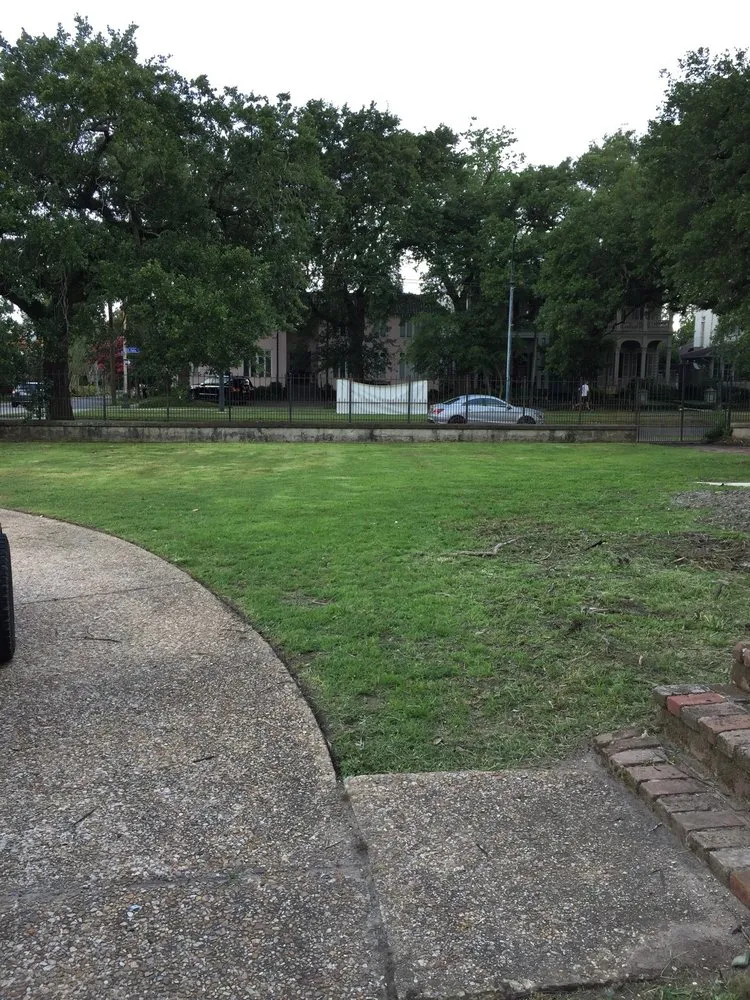 Professional landscape design experts serving Estelle, LA - Franks Lawn Care