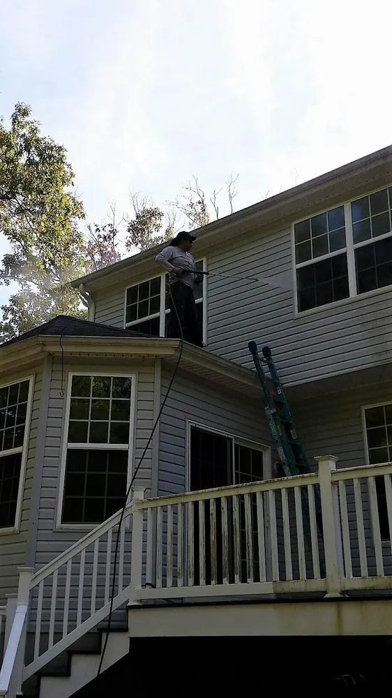 Local yard cleanup service for residential properties in Audubon, NJ by Frank's Lawn Service