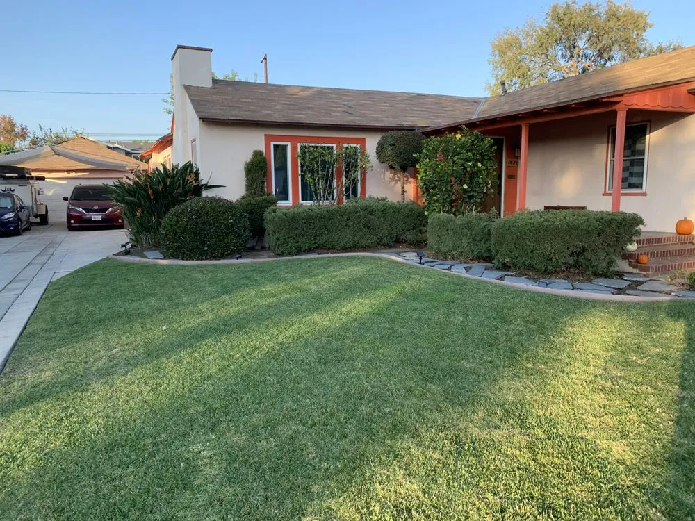 Local lawn mowing service near you in Los Angeles, CA by Frank’s lawn services and maintenance