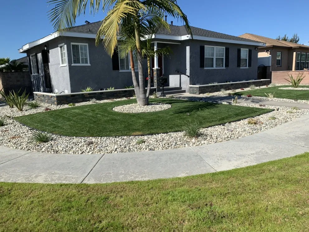 Professional garden landscaping for beautiful yards in Los Angeles, CA by Frank’s lawn services and maintenance