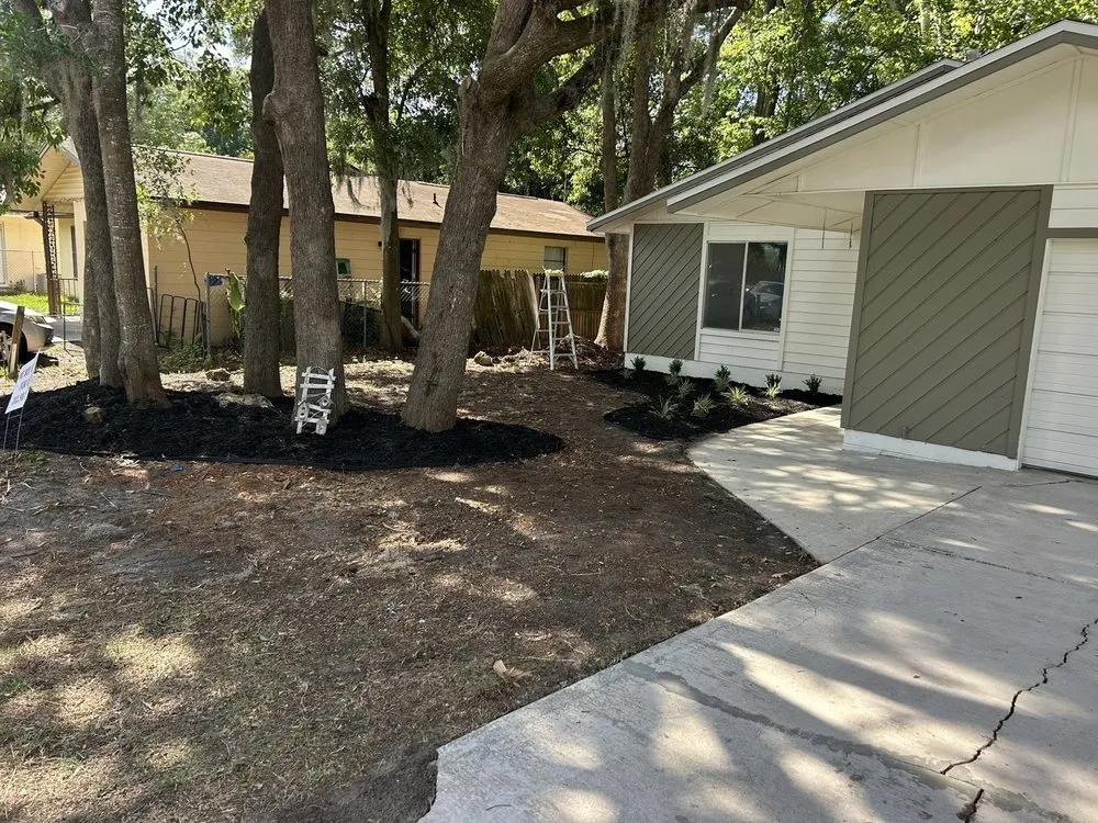 Custom landscape installation in Ocala, FL - Franks Unlimited Landscaping