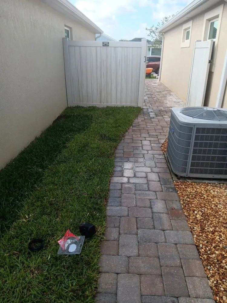Custom lawn mowing service experts serving Ocala, FL - Franks Unlimited Landscaping