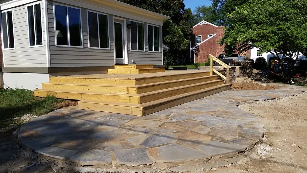 Custom lawn mowing service experts serving Louisville, KY - Fransen Group