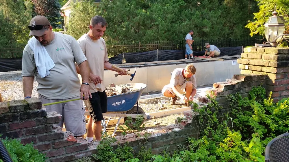 Expert residential landscaping experts serving Louisville, KY - Fransen Group