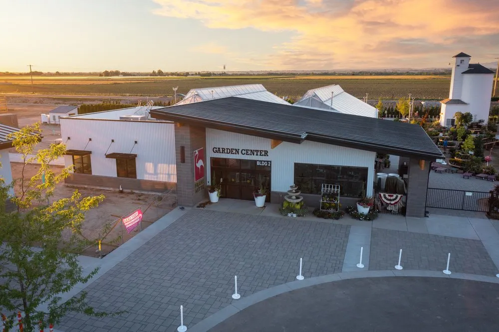 Top-rated outdoor landscaping in Nampa, ID by Franz Witte