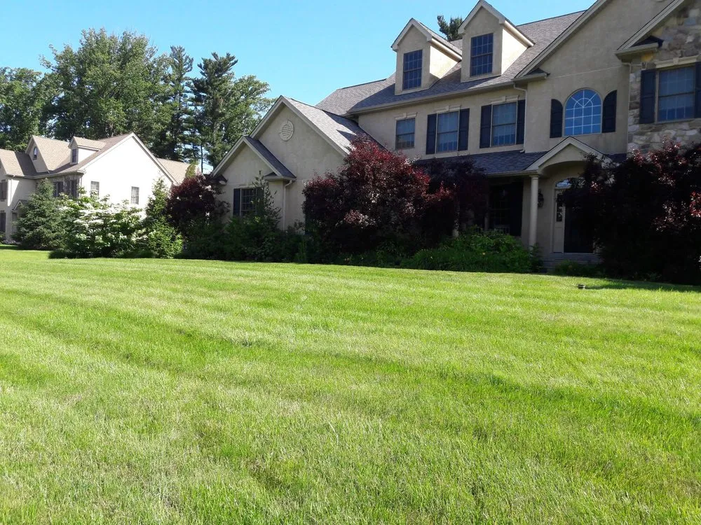 Professional lawn care service in Horsham, PA by Frazier Landscapers