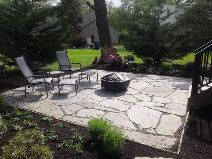 Custom yard maintenance experts serving Horsham, PA - Frazier Landscapers